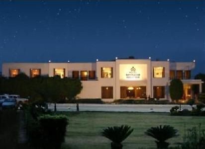 Greenwood Hotel ขชุราโห ภายนอก รูปภาพ